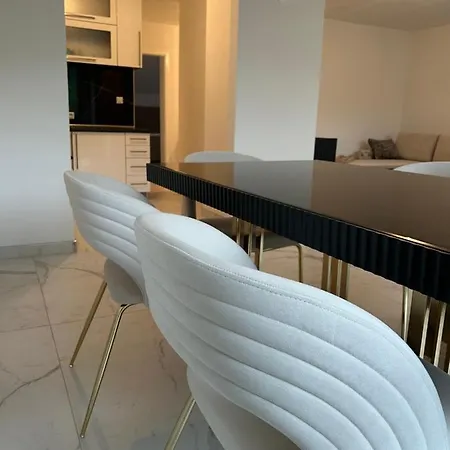 Apartment Apartman Golden Green