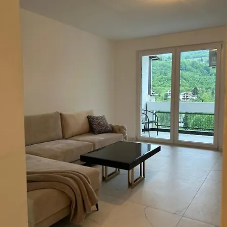 Apartman Golden Green Apartment *